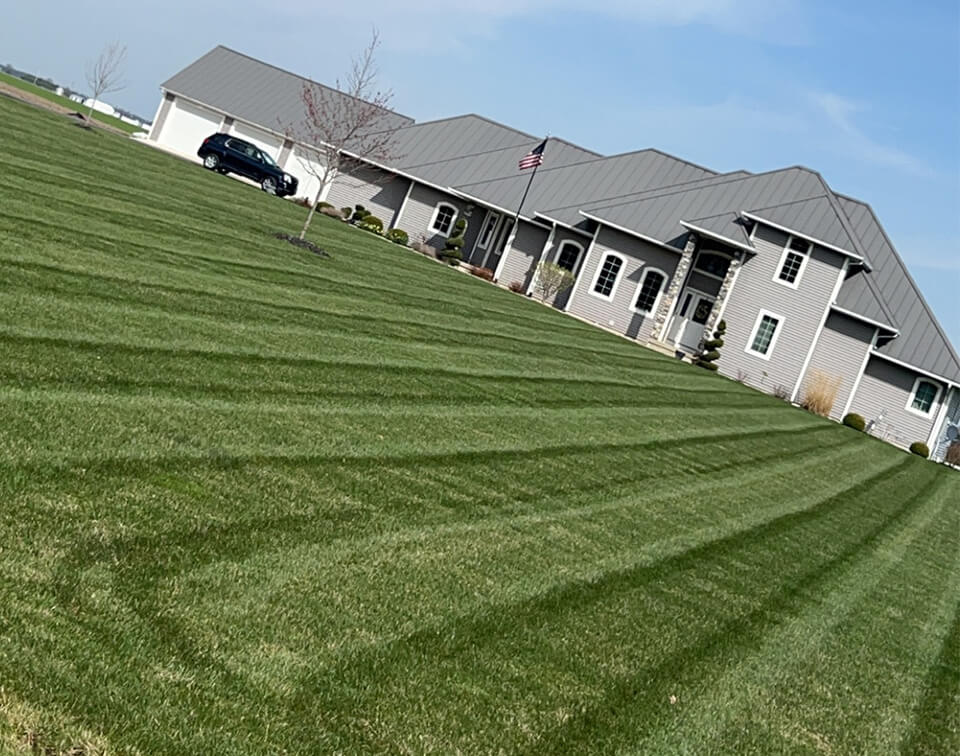Defiance Landscaping Company, Landscaper and Landscaping Services